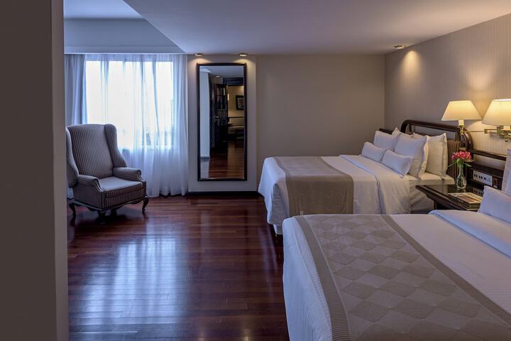 Room 31 of 77