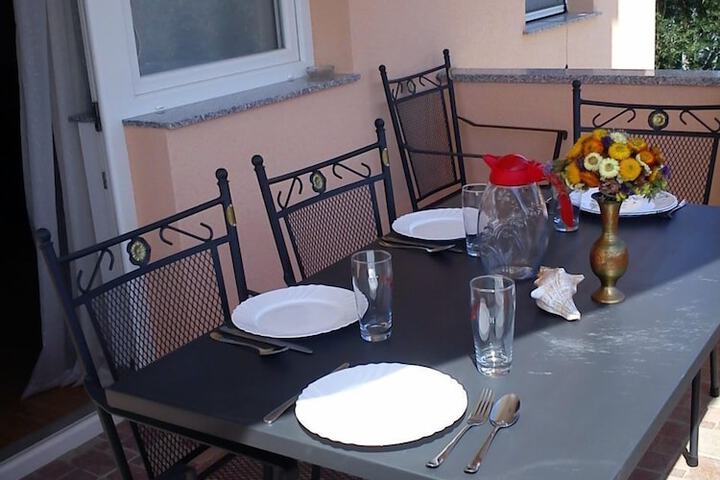 Terrace/Patio 31 of 51