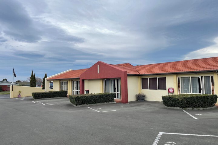 Hotel 12 of 13