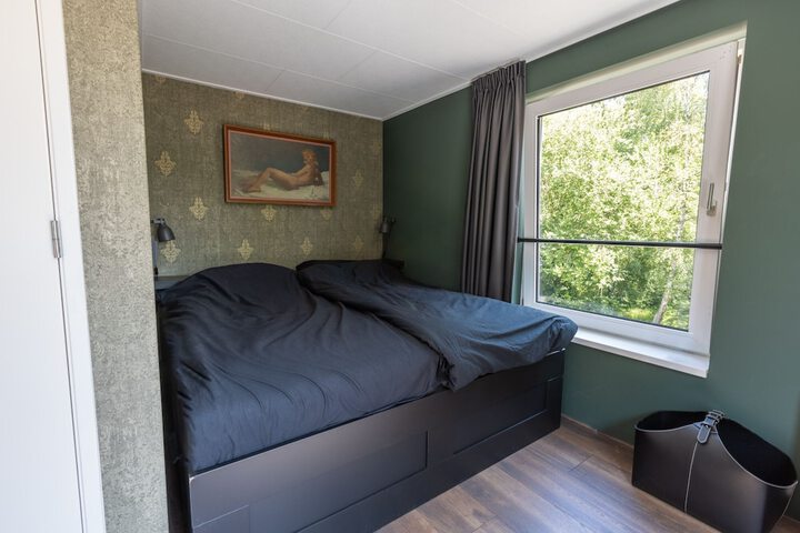 Room 9 of 21