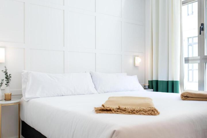 Room Mate Cosmo - City Centre Valencia