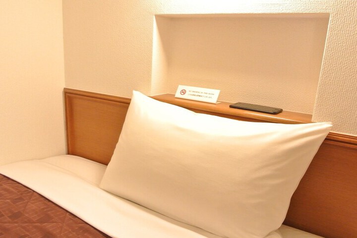 Room 15 of 34