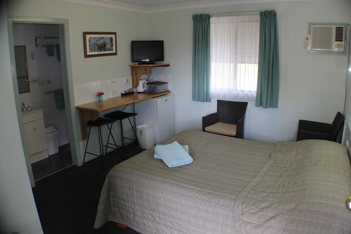 Room 18 of 31