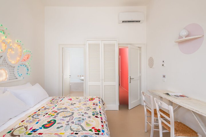 Room 22 of 65