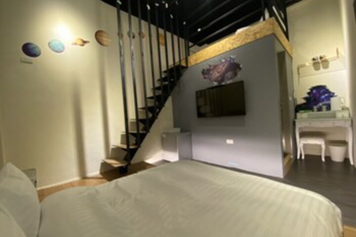 Room 40 of 89