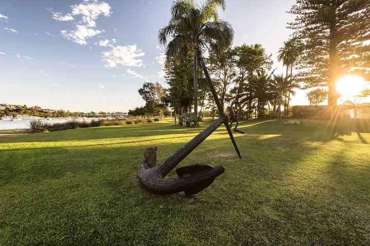 Hotel Exterior 74 of 102