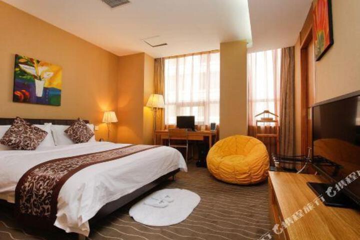 Eastravel · Gaoxin Business Hotel