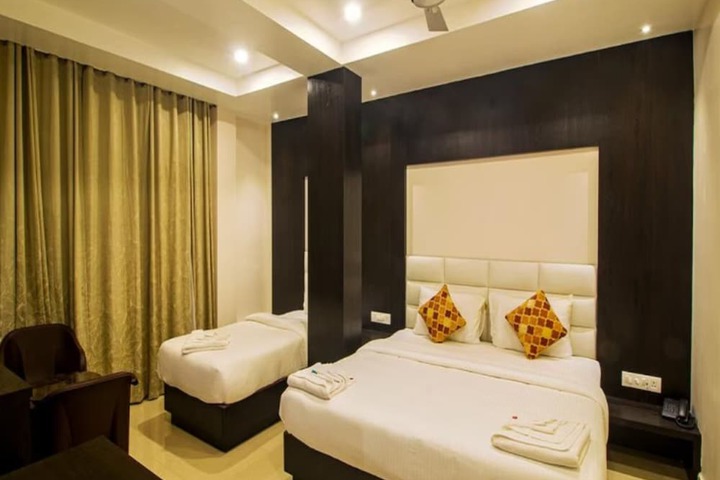 Room 17 of 32