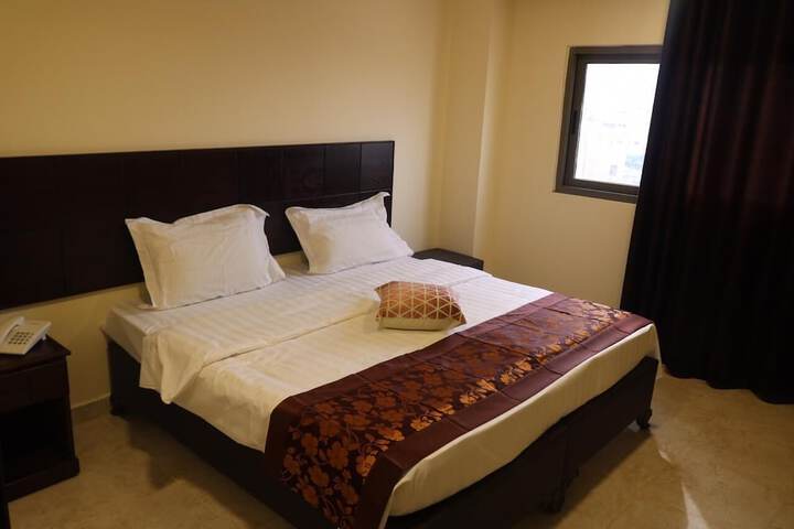 Room 19 of 30