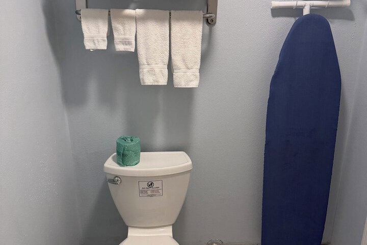 Room 42 of 88