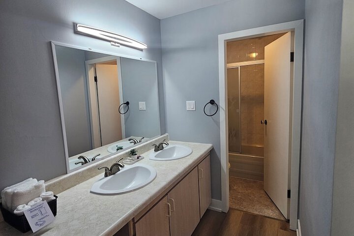 Room 47 of 69