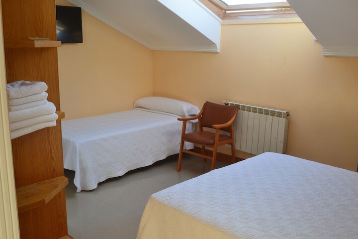 Room 4 of 39