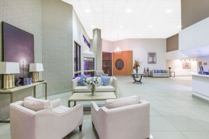 Hotel 17 of 24
