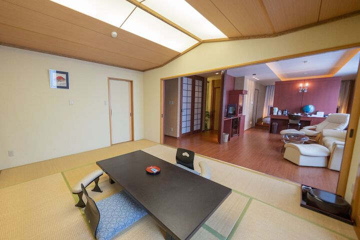 Room 20 of 60