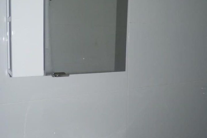 Room 7 of 14