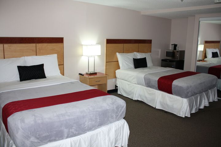 Room 2 of 10