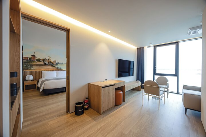 Room 22 of 57
