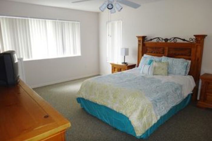 Room 45 of 268
