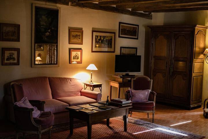 Room 19 of 49
