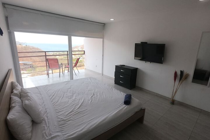 Room 6 of 19