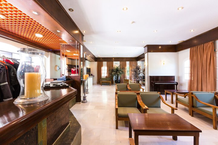 Lobby Photos