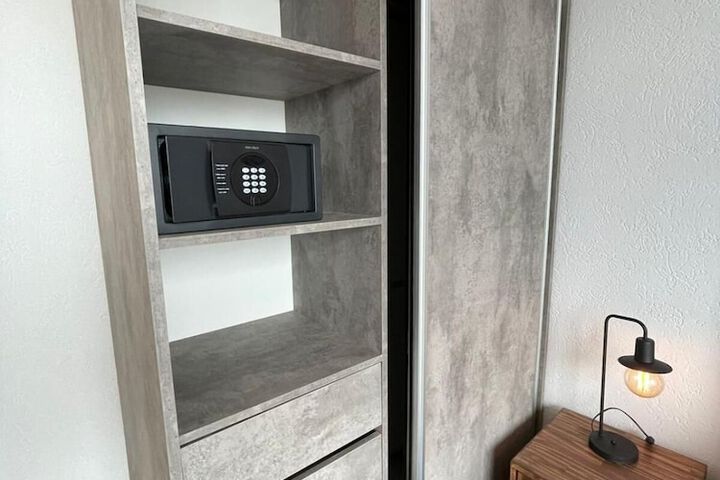 Room 14 of 50