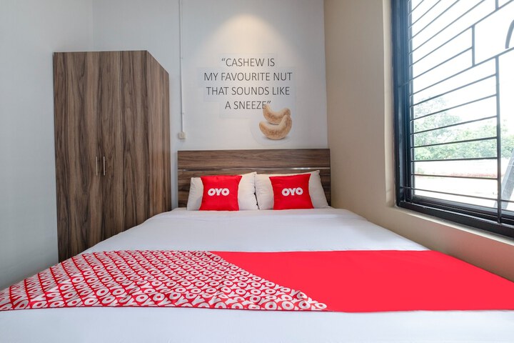 Room 5 of 20