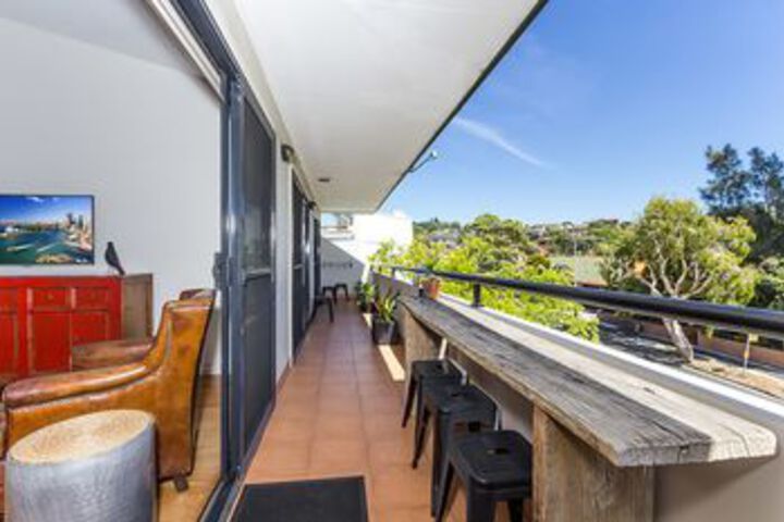 Terrace/Patio 2 of 11