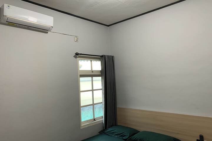Room 4 of 59