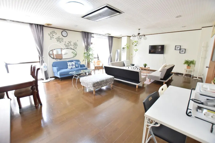 Room 5 of 26