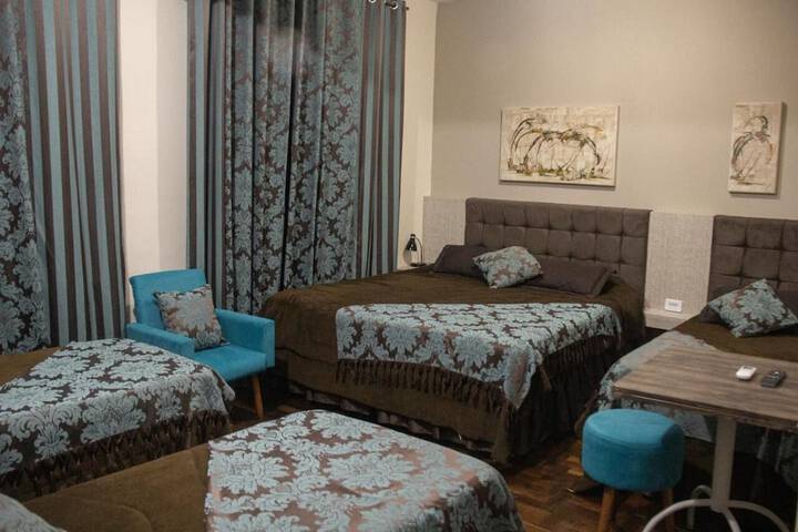 Room 7 of 27