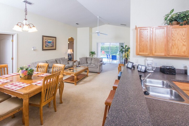 Hotel Interior 17 of 18