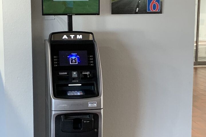 Hotel Interior 6 of 34