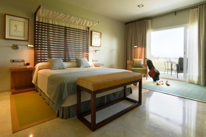 Room 5 of 27