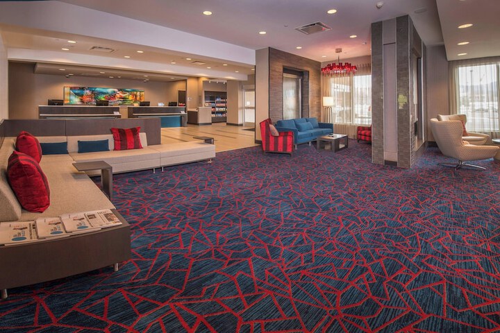 Hotel Interior 4 of 32