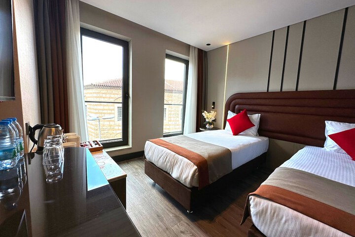 Room 40 of 96