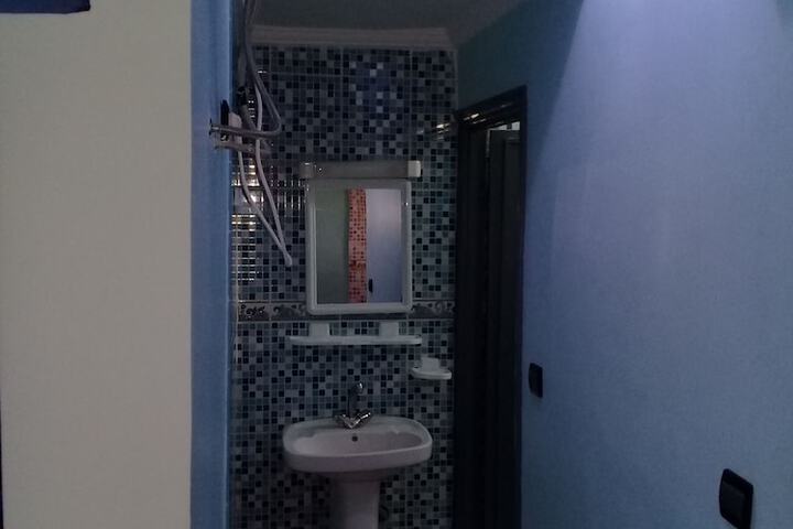 Room 15 of 19