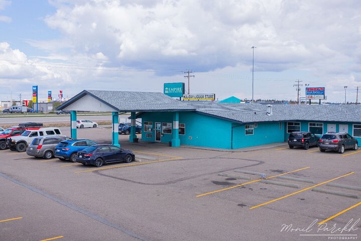 Property Grounds 23 of 26