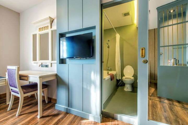 Room 40 of 55