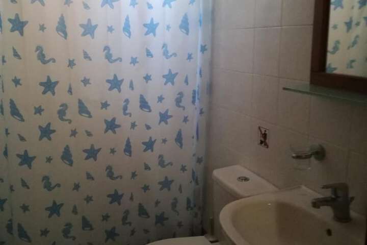 Room 34 of 59