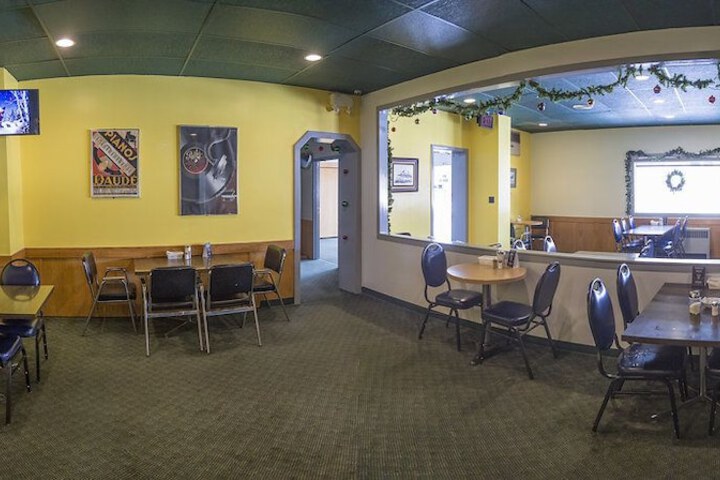 Breakfast/Coffee Service 11 of 13