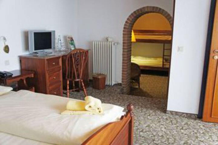 Guest Suite