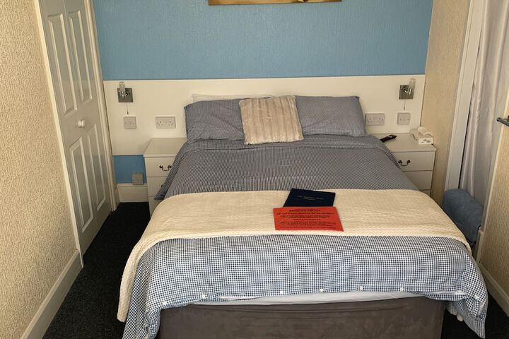 Room 18 of 85