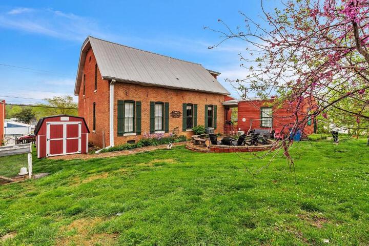 Exterior Photo