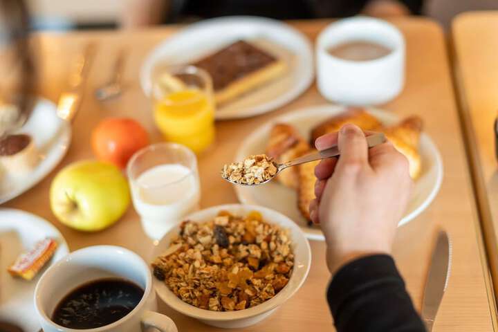 Breakfast/Coffee Service 16 of 34