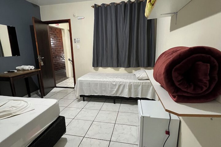 Room 42 of 74