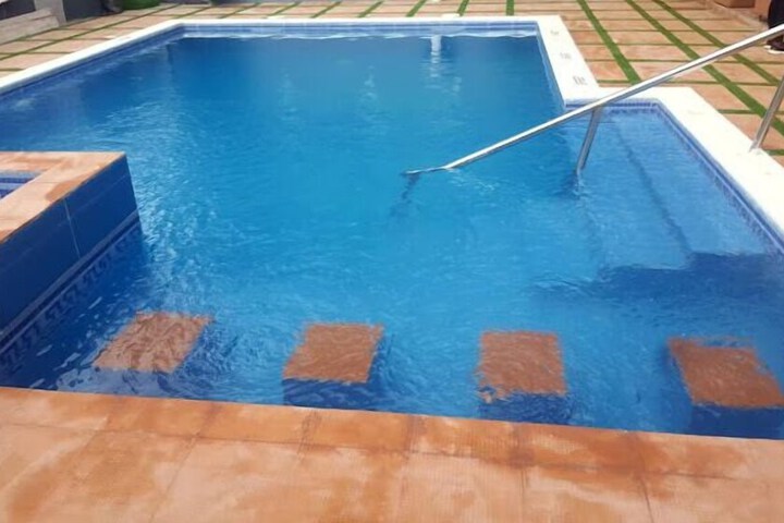 Pool 22 of 58