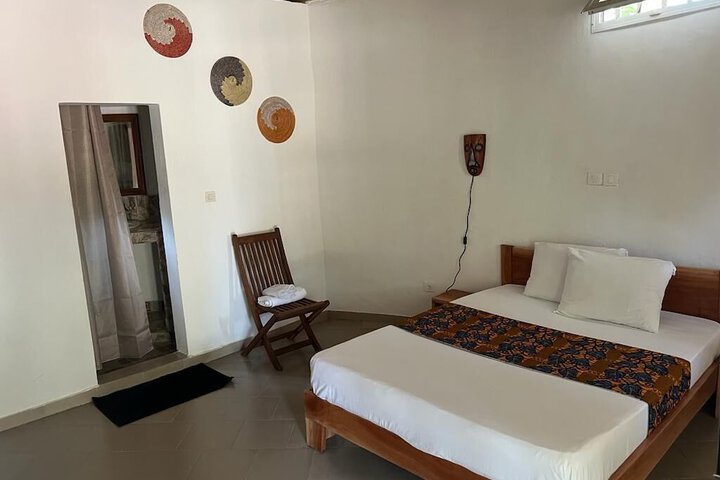 Room 3 of 68