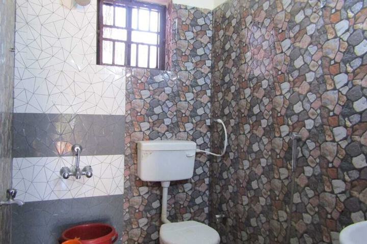 Room 7 of 15