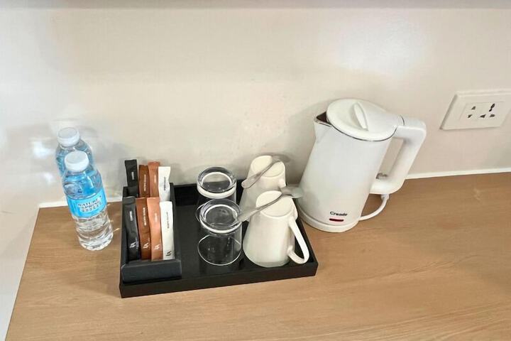 Breakfast/Coffee Service 21 of 38